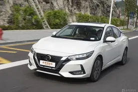 中控升级，颜值大涨！新款朗逸与轩逸干起来了，能否重夺销冠？图片