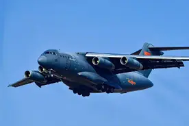 大鹏展翅，翱翔四方！运-20列装6周年图片