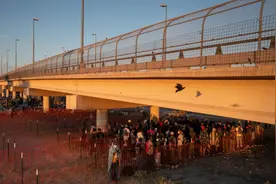 美国7月拦截非法移民近20万人次 美媒：边境地区已不堪重负图片