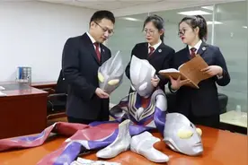 3D建模“独家订制”奥特曼cosplay道具、皮套，要价几千到数万元图片