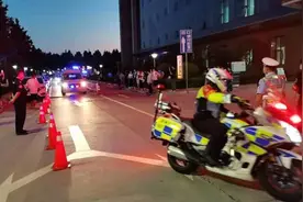 三斤半早产儿肺出血 内蒙古至河南千里转运 四省交警携手护送小生命图片