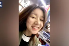 这个女孩，笑！得！真！甜图片