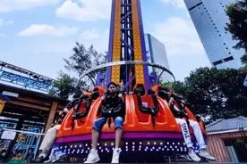 南宁市动物园主题乐园新成员——旋转塔，放假了快来嗨！图片