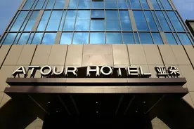 亚朵上市，挑战重重图片