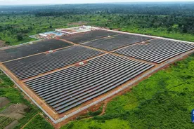 通讯：送给非洲兄弟的礼物——中国援建光伏电站缓解中非共和国用电难图片