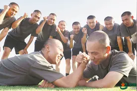 军营观察丨新兵军事体育训练计划表变了图片