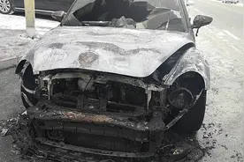 易燃易爆炸！夏天这些东西千万别放车里图片