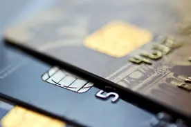 信用卡新规出炉一周 记者发现仍有银行现金分期业务不规范……图片