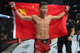 两回合TKO俄罗斯“散打沙皇”，李景亮的追梦脚步还没停图片