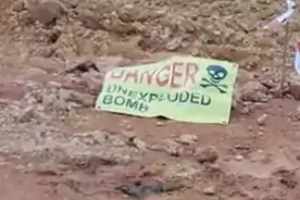 新加坡组屋工地惊现二战炸弹！武装部队出动军火拆弹专家图片