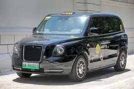 别怀疑！黄色“taxi”顶灯，黑色英伦风，就是杭州新款出租车，已投放150辆图片