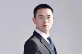 “双减”一周年｜专访张海鹏：校外培训监管立法要建立“四张清单”确保公益性同时保留弹性图片