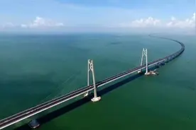 廿五载！东大人在香江畔的奋进岁月！图片