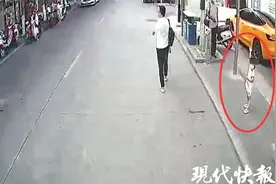 4岁女童独自乘车迷路，公交司机一路护送回家图片