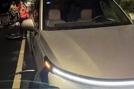 理想L9再度出现试驾事故，疑似主动刹车系统失灵撞上护栏后断轴趴窝图片