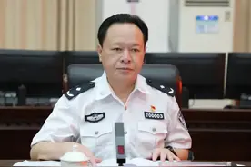 百日行动（三十二）| 高位推动！百色市公安局领导分赴各地督导检查夏季治安打击整治“百日行动”图片