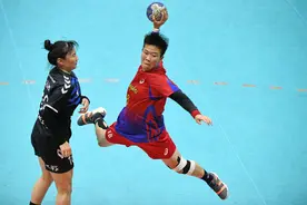 #（体育）（3）手球——全国女子手球冠军杯：江苏胜上海图片