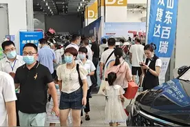 齐鲁消夏车展火爆，来了就有好礼送图片