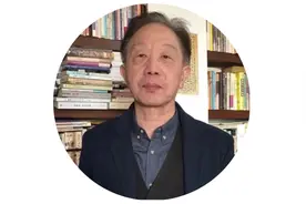 黄集伟：网络流行语背后，我们的日常语言更贫乏了吗？｜专访图片