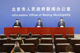 暑期人员流动大，疫情传播风险高，外出旅游前关注目的地防疫措施图片