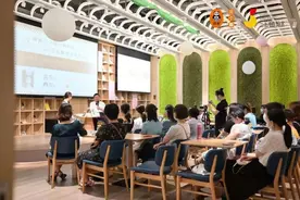 万人在线听“社恐”，100年前的《荒原狼》为什么引起现代人深深的共鸣？图片