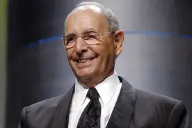 安利集团创始人：如果你热爱财富，你就不配拥有财富图片