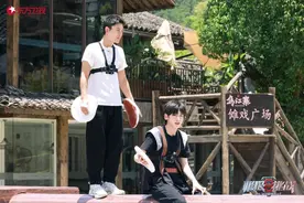 《极限挑战》“瑜亮之争”再升级，黄景瑜遭遇“捕鲸行动”？图片