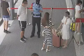 旅客打车遇“李鬼”里程多一倍，北京清河站民警劝架中发现猫腻图片