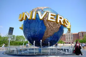 北京环球影城低价卡“杀猪盘”：买票的和卖票的都被宰了，有人被骗超60万图片