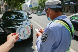 40℃烈日下，每天步行2万步是一种怎样的体验？图片