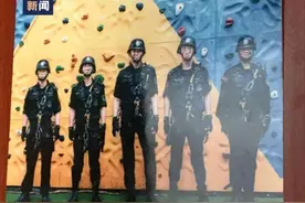 痛心！5岁女儿唱着歌送别牺牲的爸爸……图片