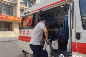 在救护车上、在城市的每个角落工作啥体验，90后急救医生告诉你图片