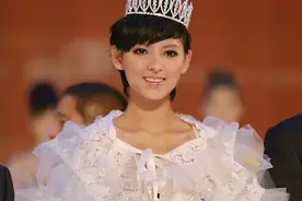 还记得《韫色过浓》的张予曦吗？最近爱上kpop舞蹈？图片