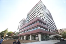 毗邻北京西站 北京世纪坛医院急诊急救综合大楼正式运行图片