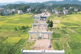 现场图传来！达州这条高速建成这样啦图片