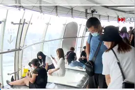 如何领取、使用“爱购上海”电子消费券？