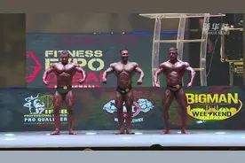 巴基斯坦：国际健美比赛比拼力与美图片