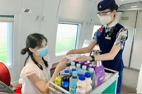 乘坐高铁列车商务舱是什么体验？图片