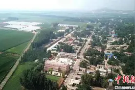 黄河岸边“空心村”盘活闲置石头房 让“沉睡老宅”换貌生金图片