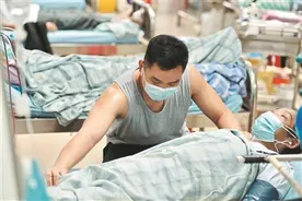 “你养育我长大，我要照顾你一辈子”图片