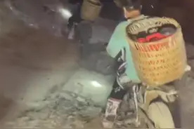 极目时评｜81号越野摩托车手“龙麻子”，真正的骑士图片