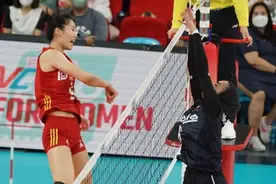 中国排协回应女排队员在亚洲杯中戴口罩参赛图片