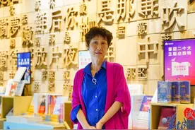 百家｜李兰妮：化身照亮旷野的一束灵光图片