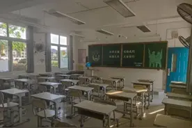 驻训官兵撤离学校后，留下的“礼物”亮了……图片