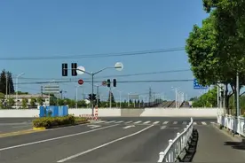 闵行松江“区区通”道路5年仍未打通：泖亭路接不上剑川路，梗在哪？图片