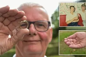 英国75岁老人找到54年前意外丢失的戒指图片