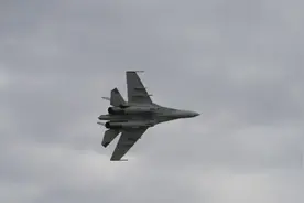 贴近实战！歼-16硬核展示图片