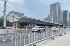 南京这座高架桥首次采用“安静”拆除，周围居民：根本感觉不到在施工图片