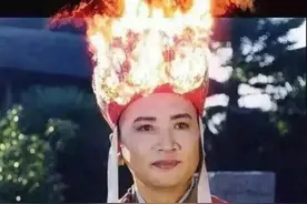 4辆车高速上并排“龟速”行驶被举报，原因竟然这么离谱……丨大警示图片