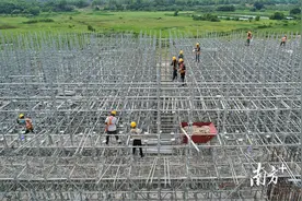 战高温保进度，汕头重大交通项目掀起大干热潮图片